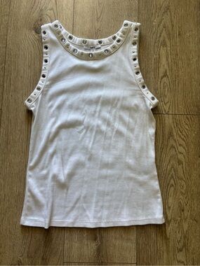 Bar III White Tank with Silver Grommet Trim